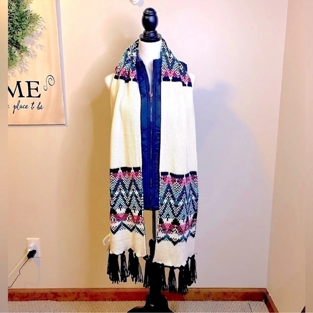 NWT Old Navy Fair Isle Knit Scarf Ivory with Pink Blue and Green 80 Inches